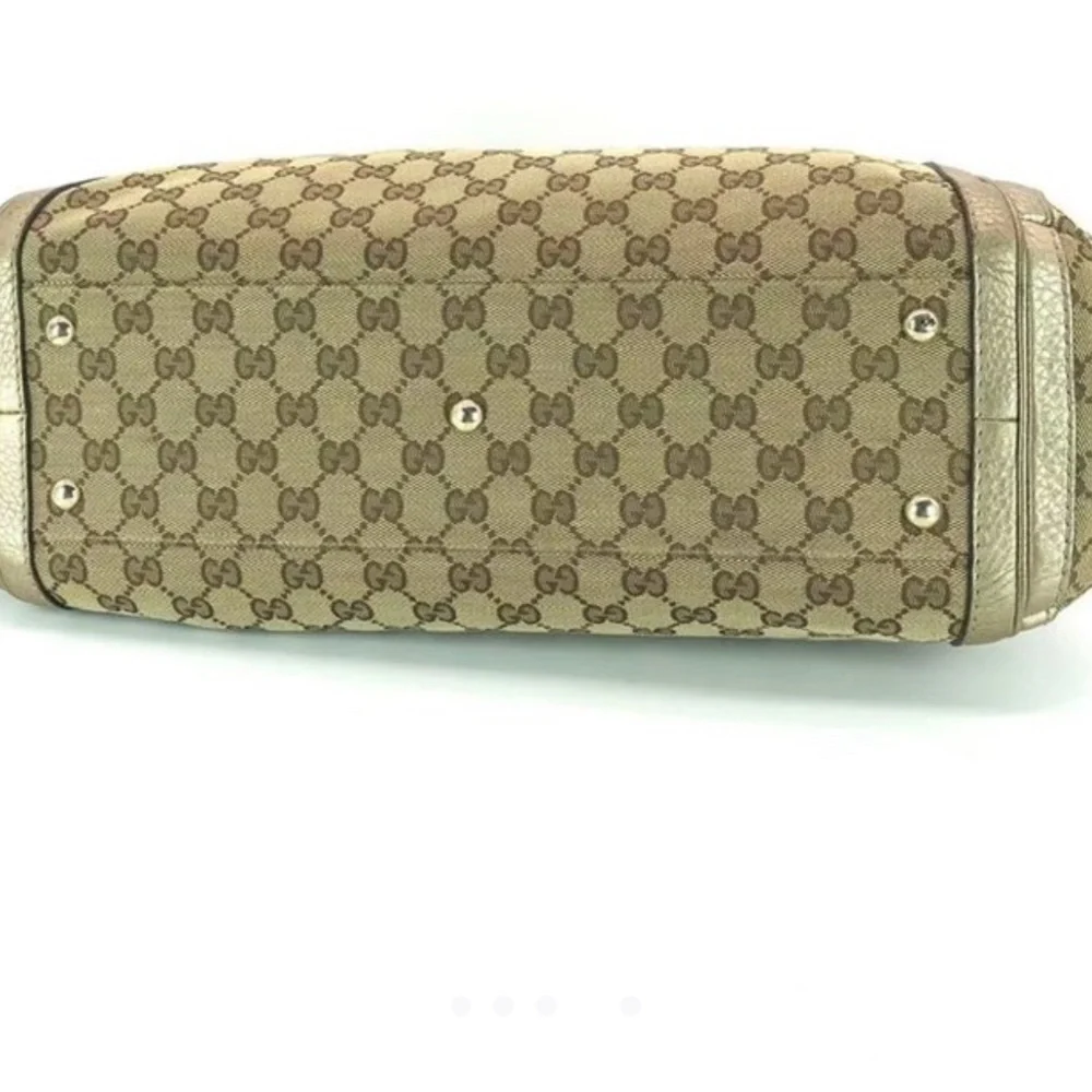 Gucci Beige and Brown Monogram Tote, like new with certificate - Picture 5 of 10